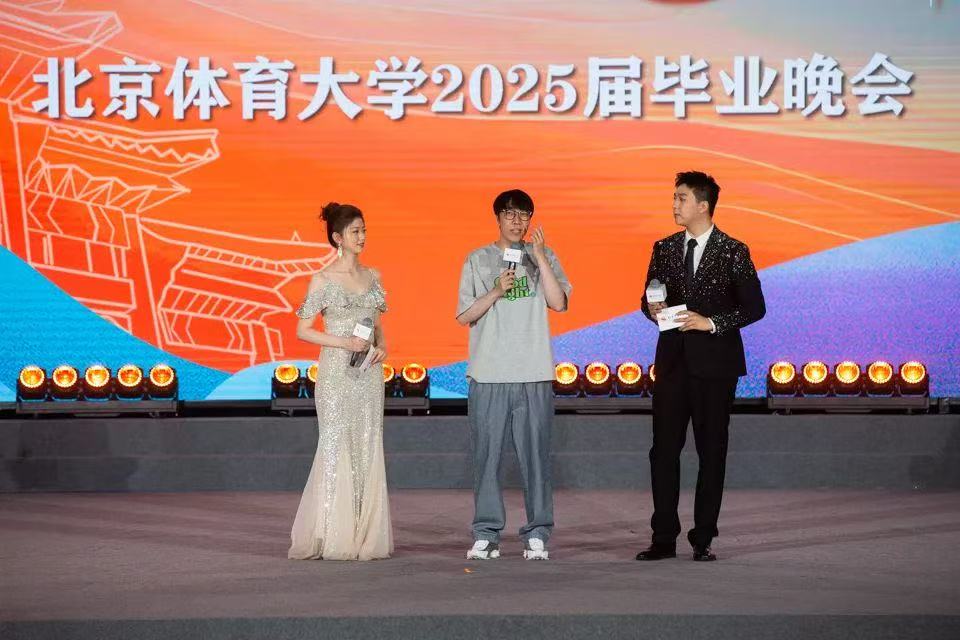 4e7cda9cd6be45ecb092245f5375cffb.jpg